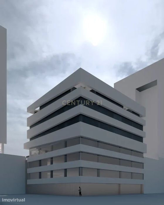 Terreno com projeto aprovado para prédio de 39 frações em Carnaxide