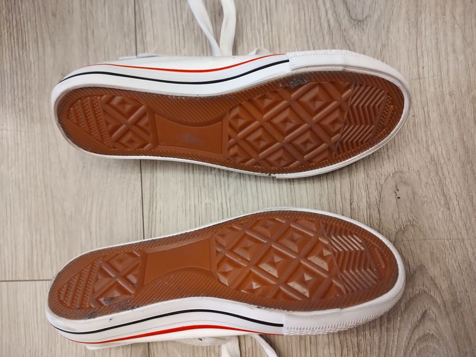 Białe trampki 38 Axim News Star