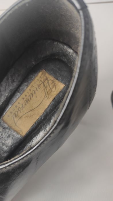 Buty na obcasie skórzane