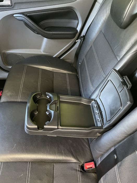 Ford Focu 1.6 TDCI TITANIUM. De garagem e muito económica