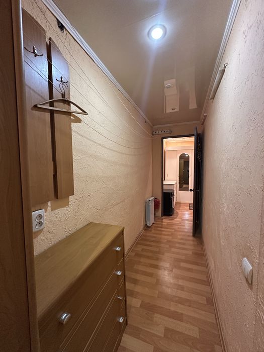 Продам  утепленную 2-комн з ГАЗОВОЙ автономкой  YANOVA