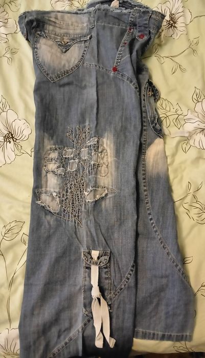 Женские  модные джинсы