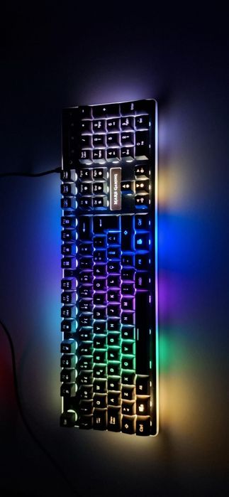 Teclado mecânico Gaming c/ apoio de pulsos