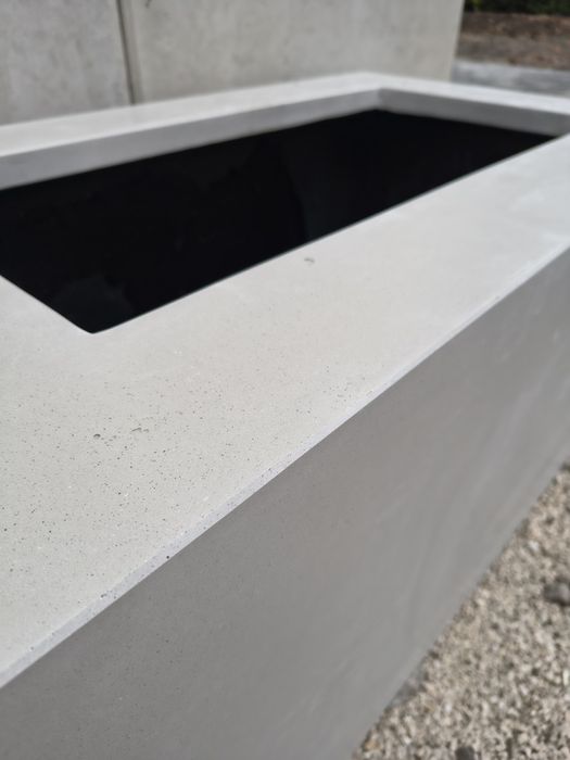 Donica - kompozytowa imitacja betonu