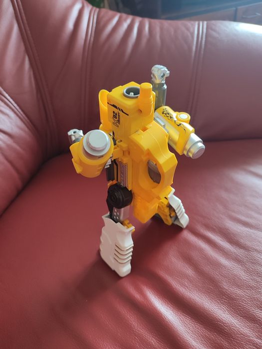 Пистолет-трансформер-робот