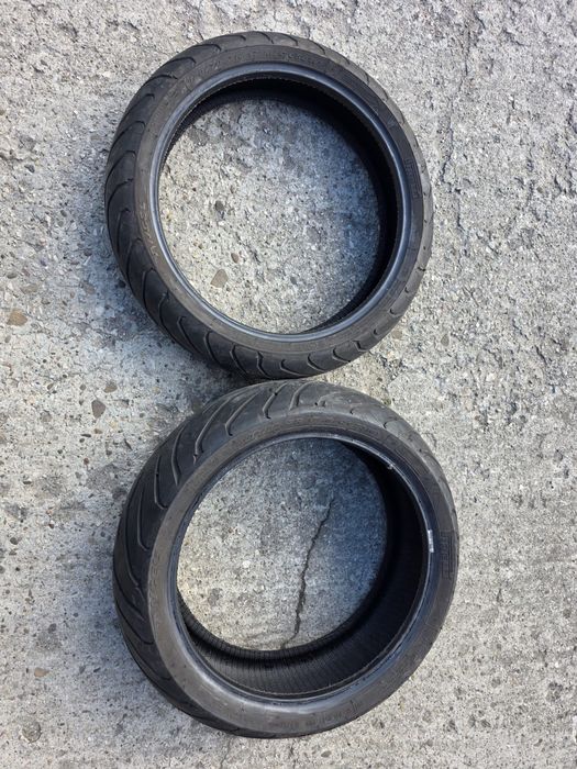 Komplet opon Pirelli do motocykla