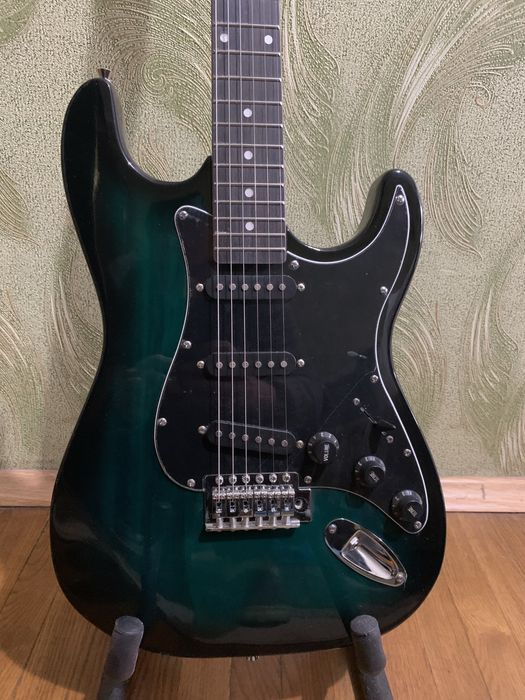 Електрогітара нова. Электрогитара новая. 2 кольори в наявності