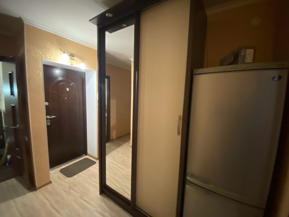Продаж 2-кімнатної квартири по вул. Театральна