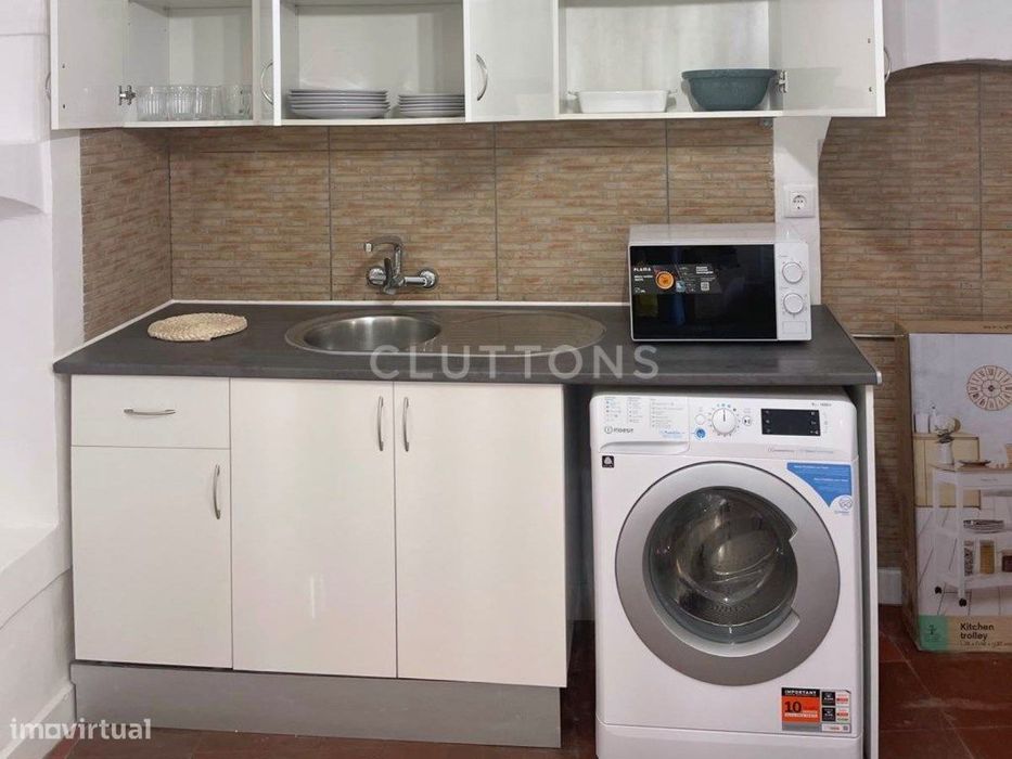 Investimento no Centro Histórico de Évora, 2 Apartamentos, Junto Un...