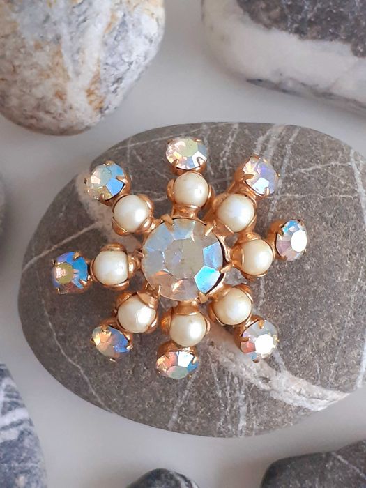 Broszka vintage płatek śniegu kryształki aurora borealis