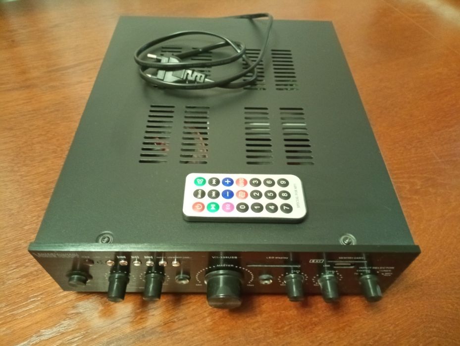 Odtwarzacz, mały amplituner