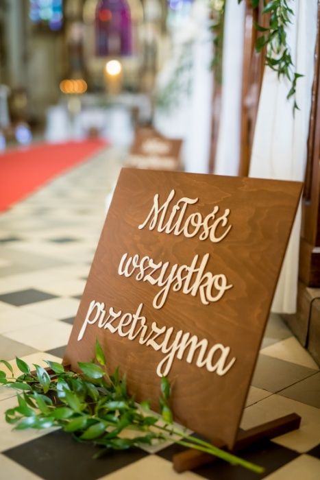 Tabliczki z Hymnem o miłości