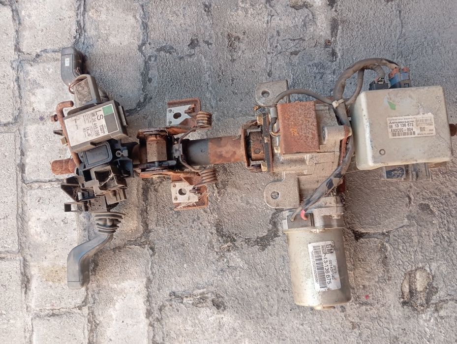 Peças Opel corsa 1.3 cdti motor caixa mala várias peças