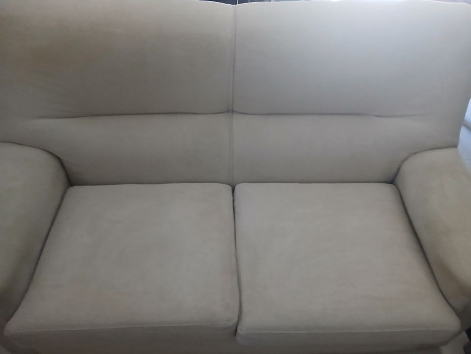 Sofá de 2 lugares em óptimo estado