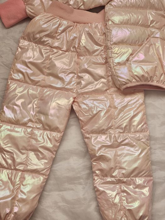 Весінньо осінній можно  і на теплу зиму теплий комплект