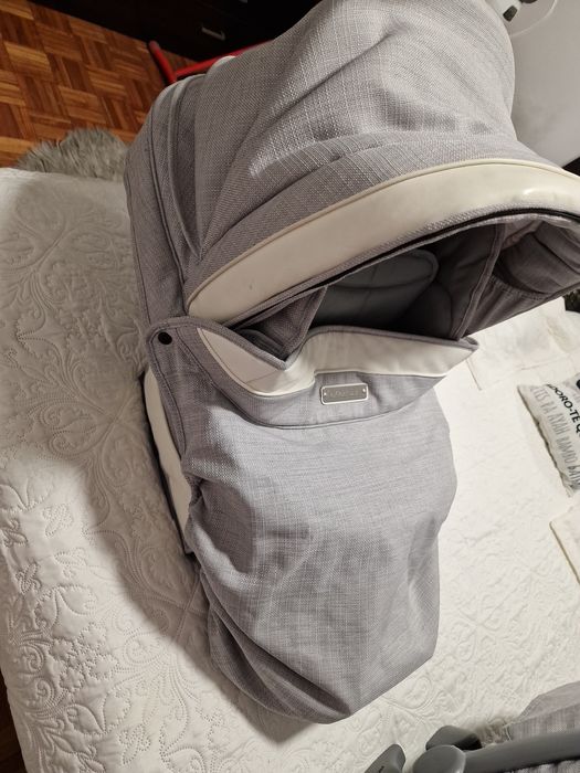 Cadeira de passeio e ovo bebêcar