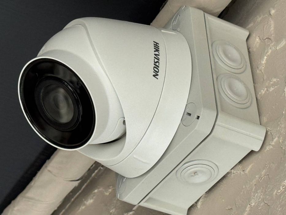 IP-камери 4 штуки є відеоспостереження Hikvision 2Мп H.265+ (Б/У / у чудовому стані) Хмельницький самовивіз