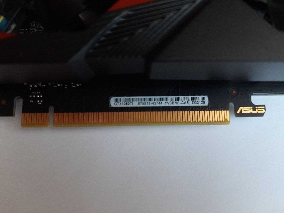 Видеокарта ASUS Cerberus GeForce GTX 1050 Ti 4GB (Состояние отличное)