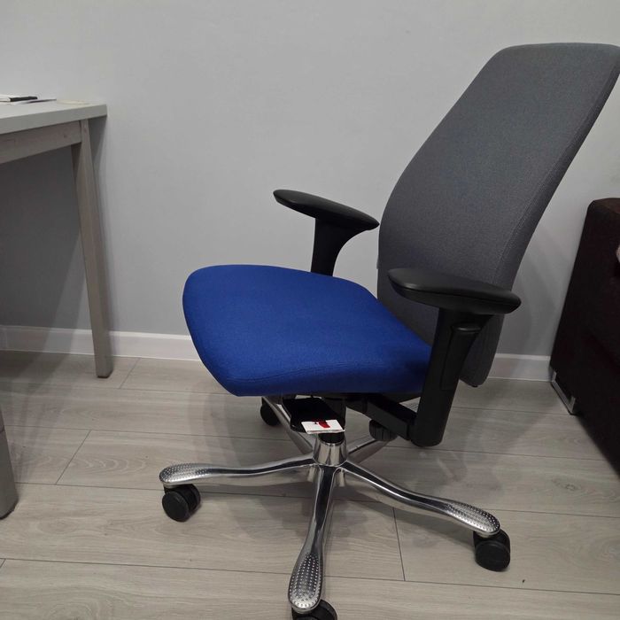 Fotel biurowy kinnarps 5000