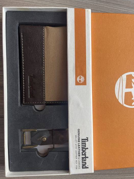 Nowy portfel męski Timberland z brelokiem