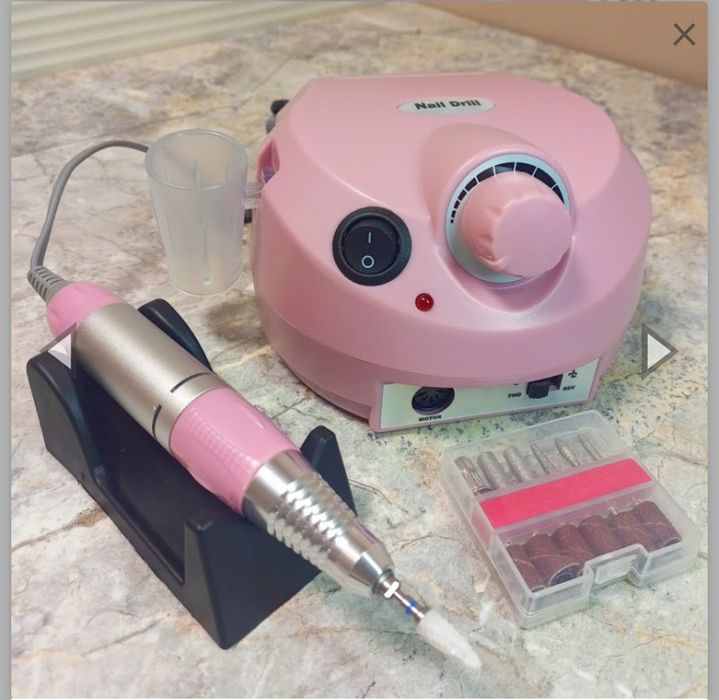 Набір для манікюру та педикюру з лампою, фрезером, гель лаком Kodi