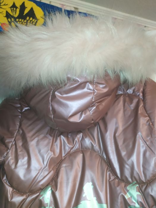 Зимове тепле пальто