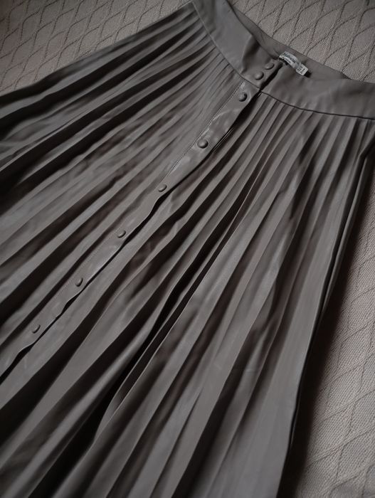 STRADIVARIUS S skórzana spódnica długa midi w kolorze taupe ekoskóra