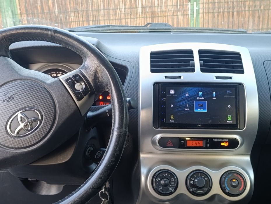 SUV Toyota Urban Cruiser - Urgente