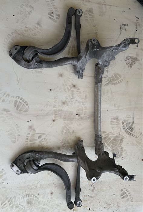 Przedni wózek sanki audi a4 a5 8k0399315g