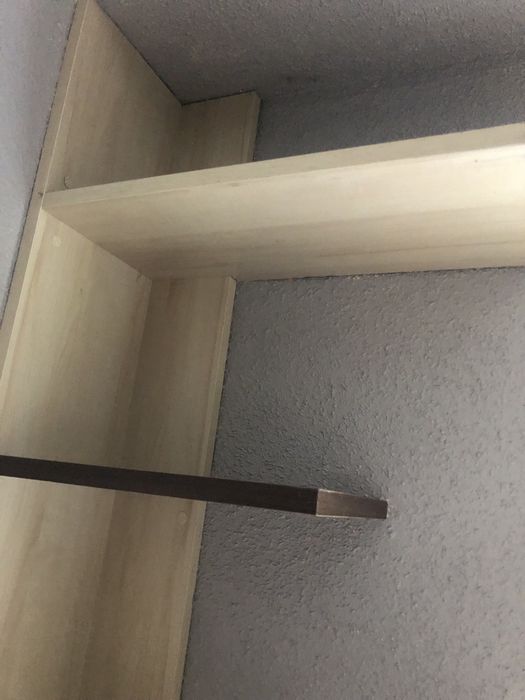 Półka narożna drewniana