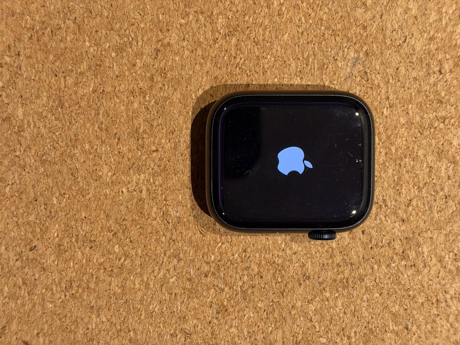 Apple Watch 9 45mm Midnight M & L