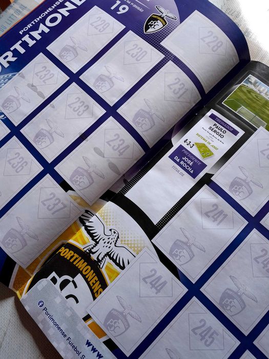Caderneta de cromos Liga BWIN 2022-23 PANINI
