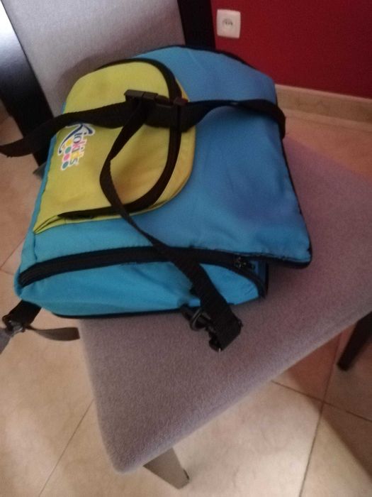 Cadeira da papa para colocar à mesa