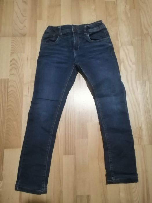 Jeansy ocieplane 134 cm