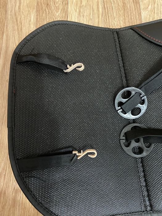 Чохли автомомільні