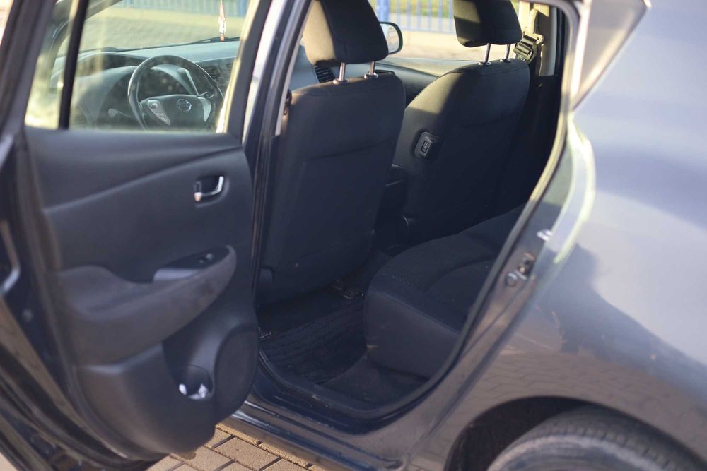 Nissan Leaf 2013  FL (модельний 2014) 24 kWh друга модивікація