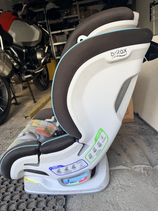 Автокрісло Britax Boulevard ClickTight