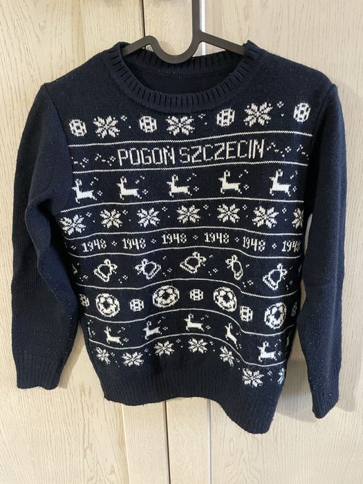 Sweter Pogoń Szczecin edycja świąteczna, rozmiar 152cm