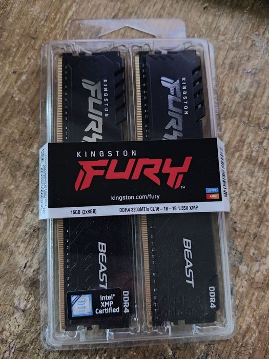 DDR4 3200 16Gb (2x8) KF432C16BBK2/16
Нова, запечатана. 4000грн нова по