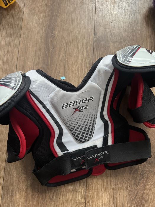 Body bodik hokej hokejowy jr junior M bauer x20