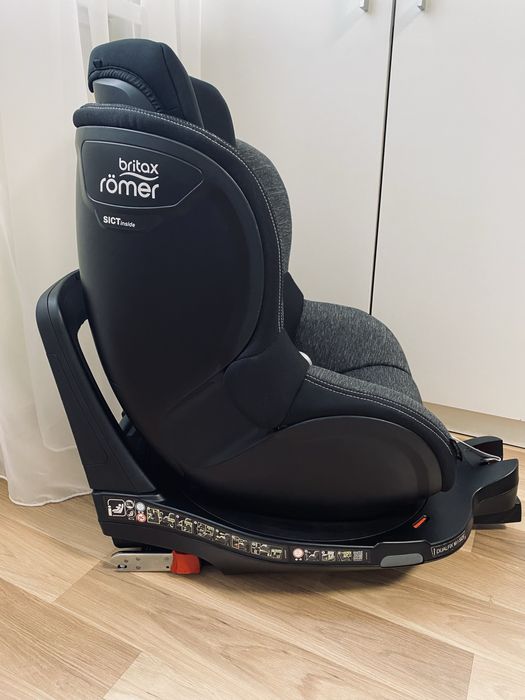 Автокрісло поворотне Britax-Romer Dualfix I size з 3 міс.до 4 років