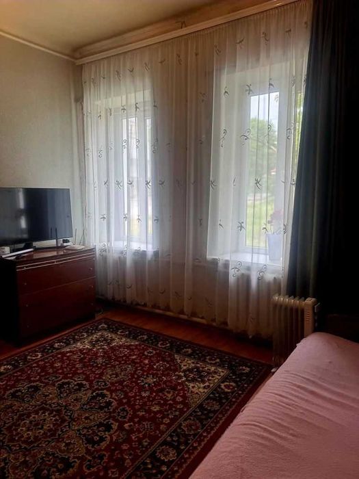 Продам частину будинку з окремим входом у районі вул. Аудиторна.