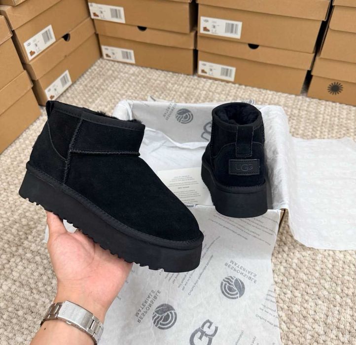 UGG Classic Mini Boots R.40