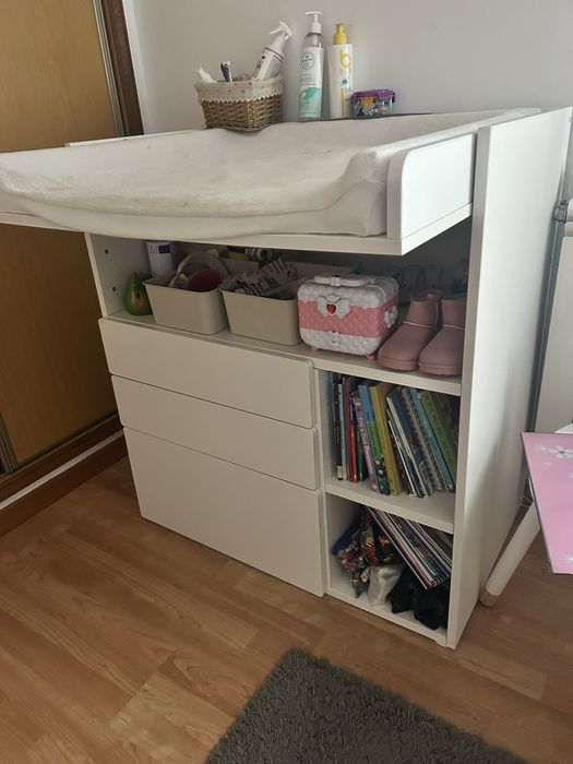 Trocador/ Fraldário/ Secretaria ikea