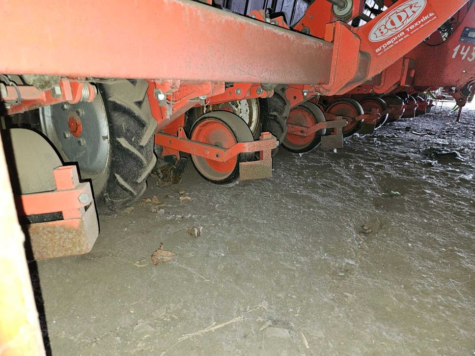 Сівалка Kuhn Planter 3M 600 8-рядкова