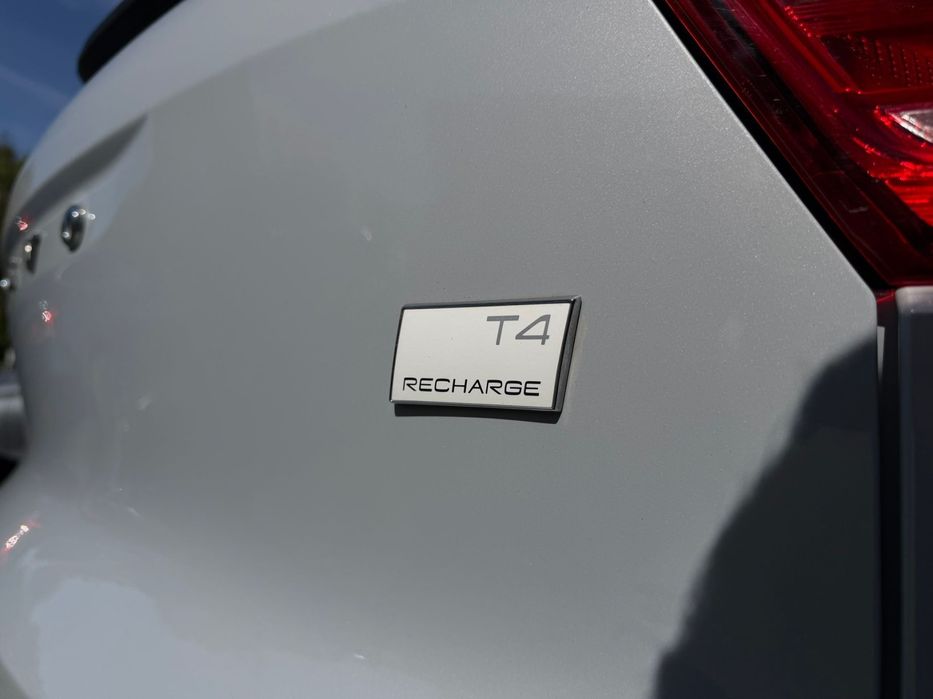 Volvo XC 40 1.5 T4 PHEV R-Design