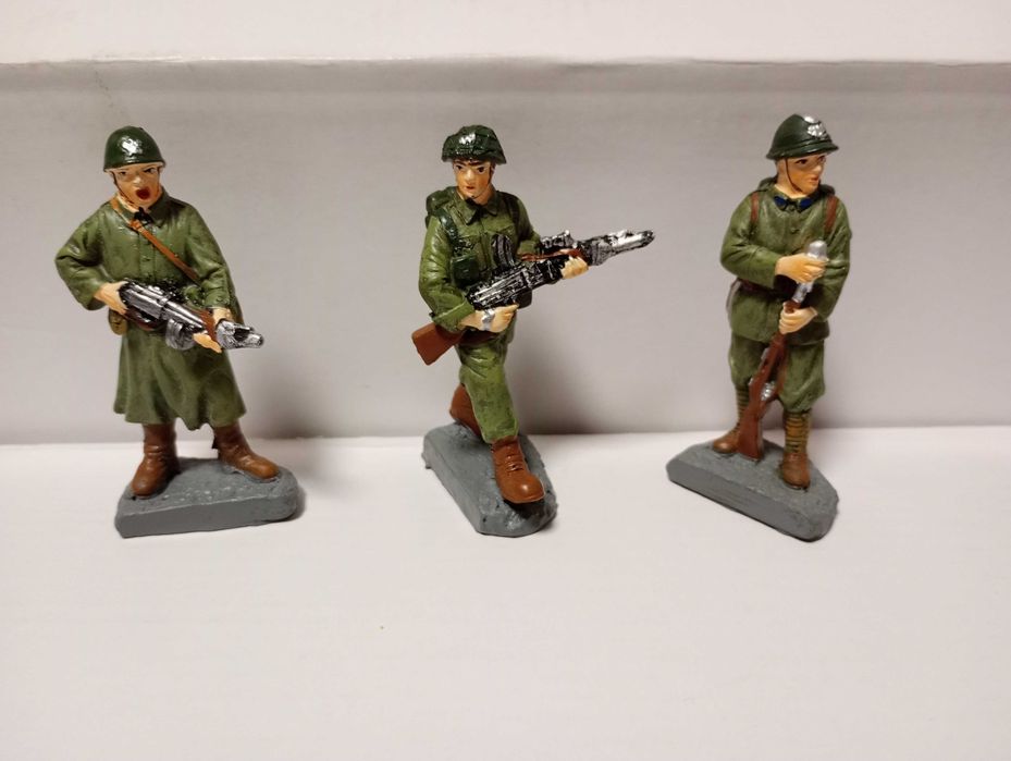 kolekcja figurek Żołnierz  8 szt. szt. zestaw