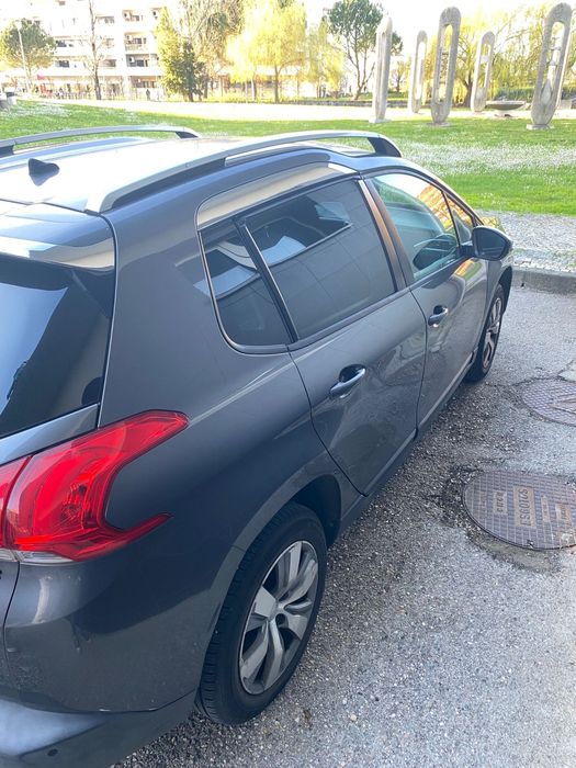 Peugeot 2008 1.2 PureTech