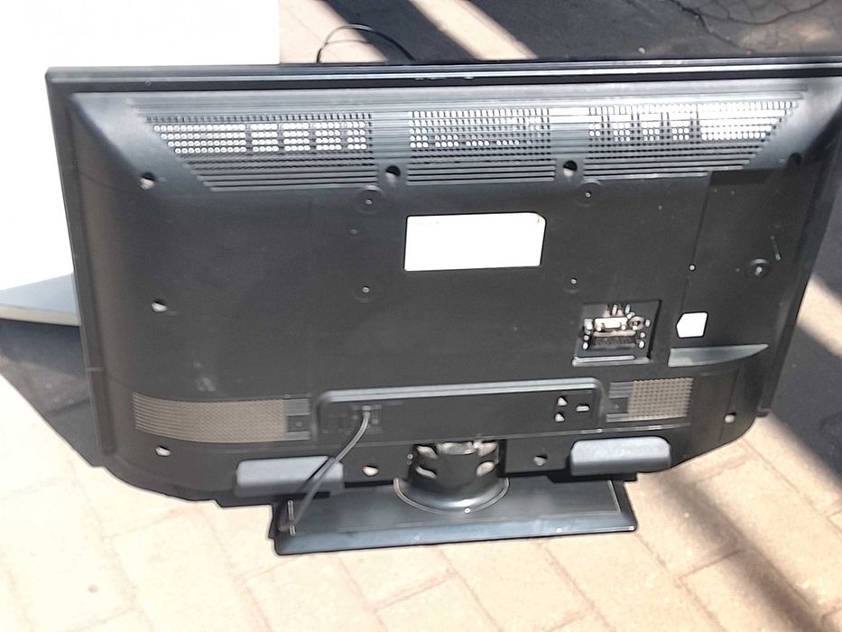 Telewizor Sharp 32 cale - sprawny brak pilota / Polecam