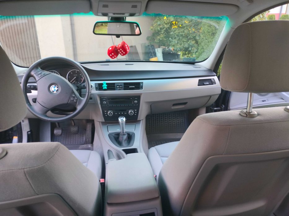 bmw e 90 rok 2008